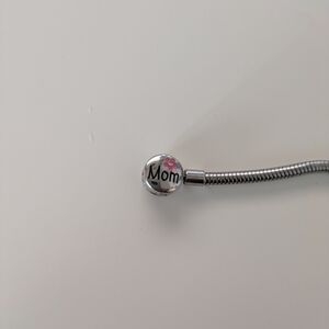 Chic Silver 'Mom' Charm Bracelet